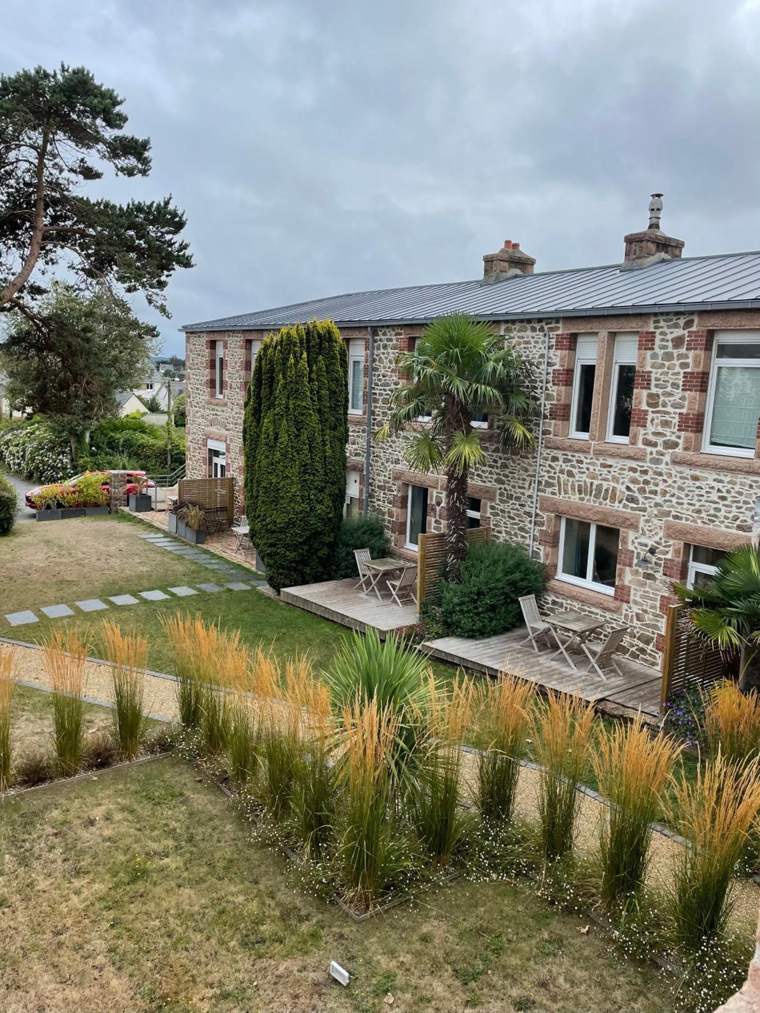 Hotel Les Costans, The Originals Relais Perros-Guirec Exterior foto